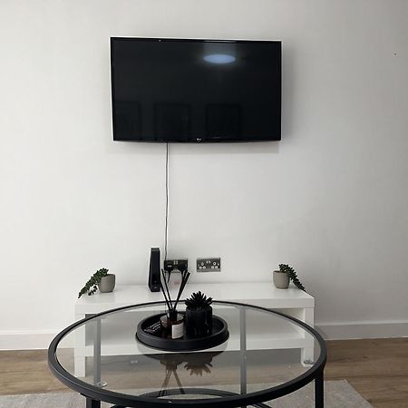 Apartamento Luxury - Smart Tv - Fast Wifi - Near Utilitia Arena & Icc Birmingam Exterior foto